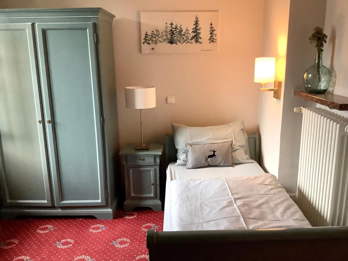 Strandhotel Berg 施坦贝尔格湖畔贝格 外观 照片