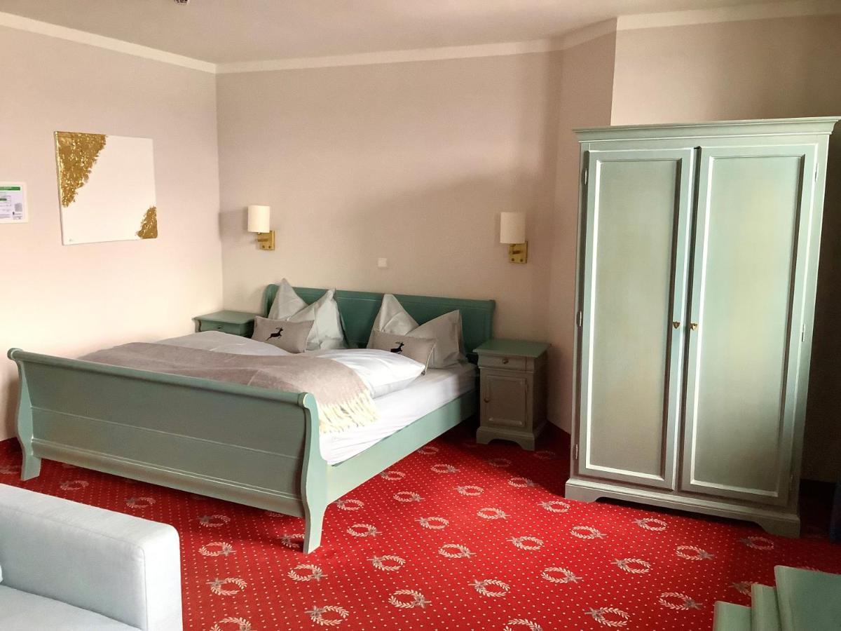 Strandhotel Berg 施坦贝尔格湖畔贝格 外观 照片